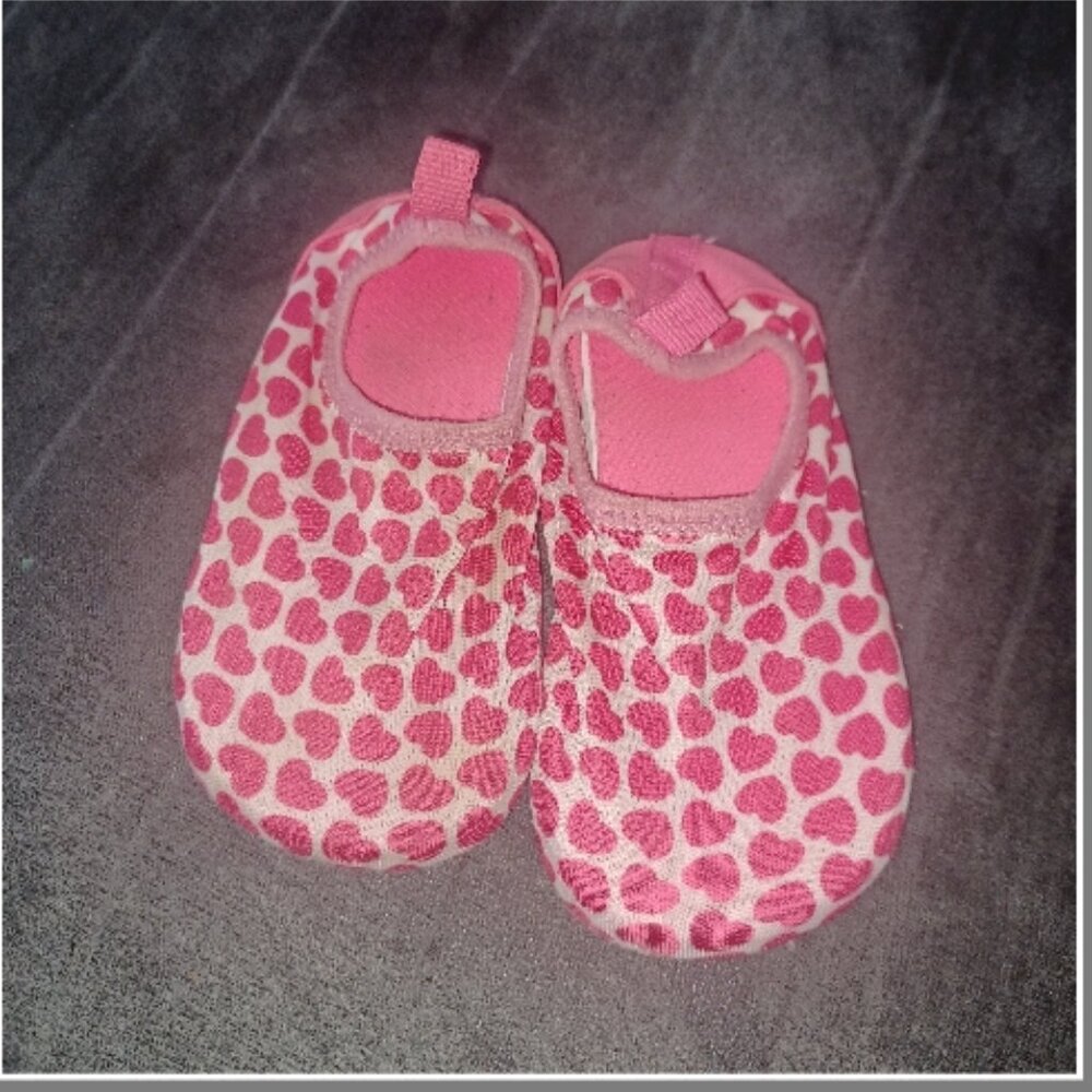 Toddler swim shoes